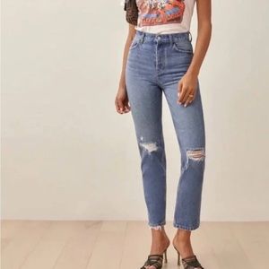 Reformation Size 25 Cynthia High Rise Straight Jean in Shasta Destoryes